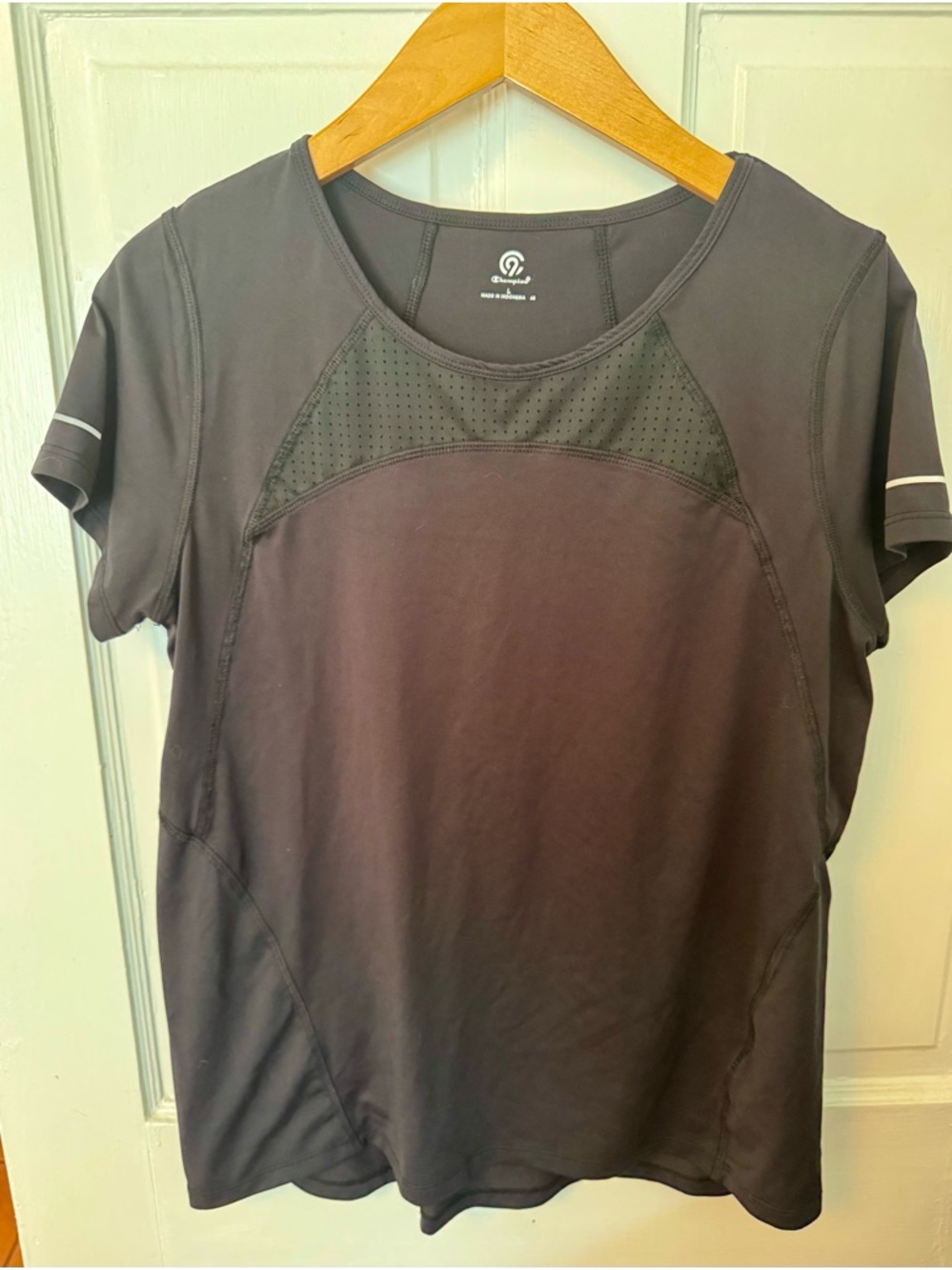 Champion Short Sleeve Athletic Top | Women’s Large | Black/Dark Charcoal